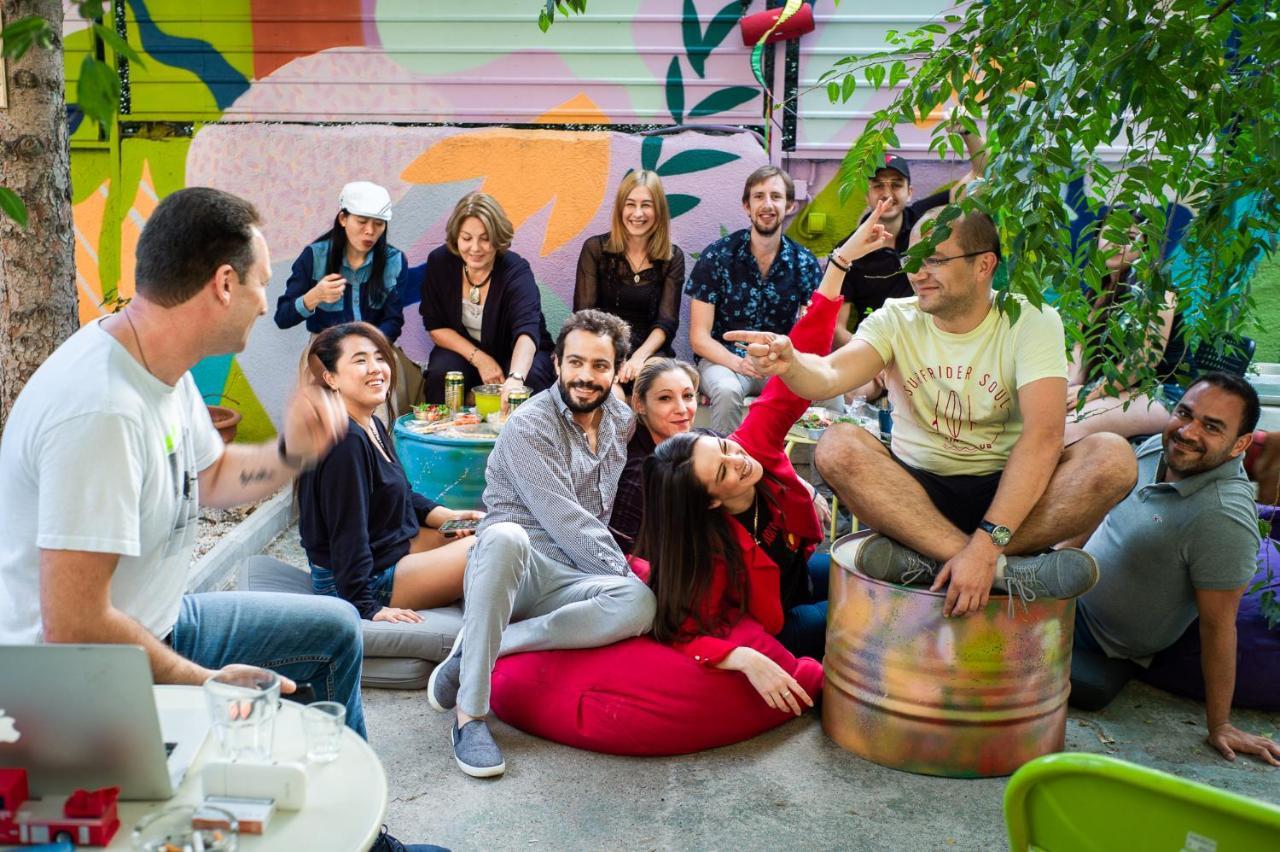 Good People Design Hostel Beograd Bagian luar foto