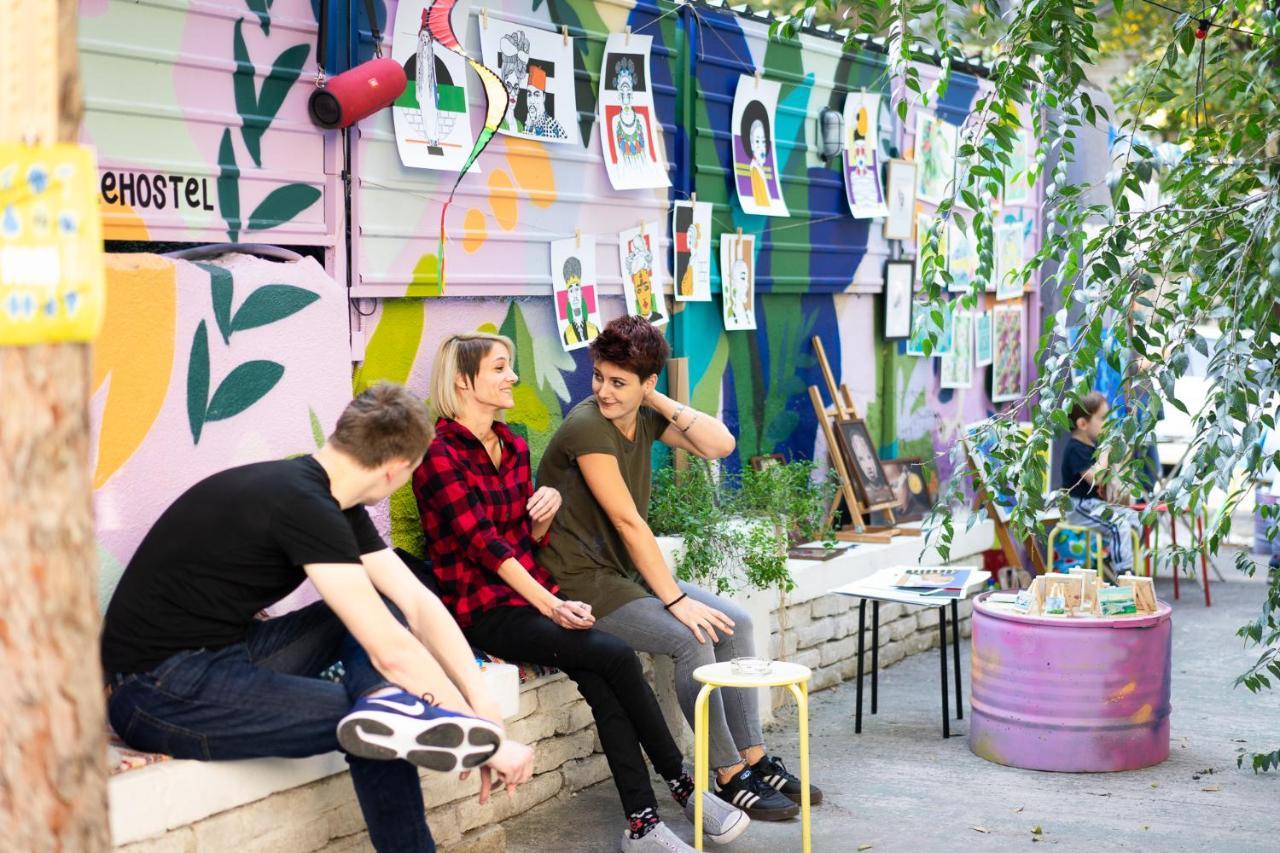 Good People Design Hostel Beograd Bagian luar foto