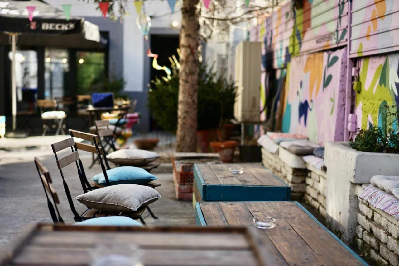 Good People Design Hostel Beograd Bagian luar foto