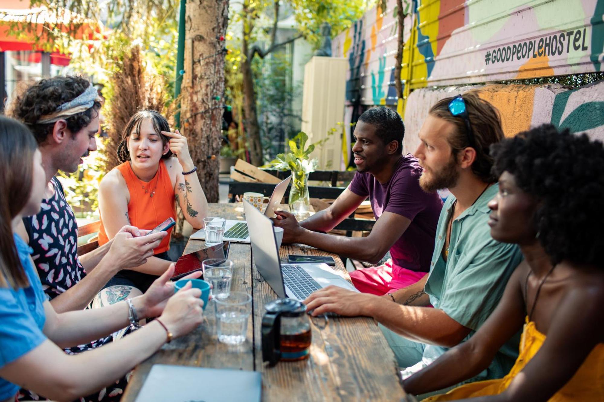 Good People Design Hostel Beograd Bagian luar foto
